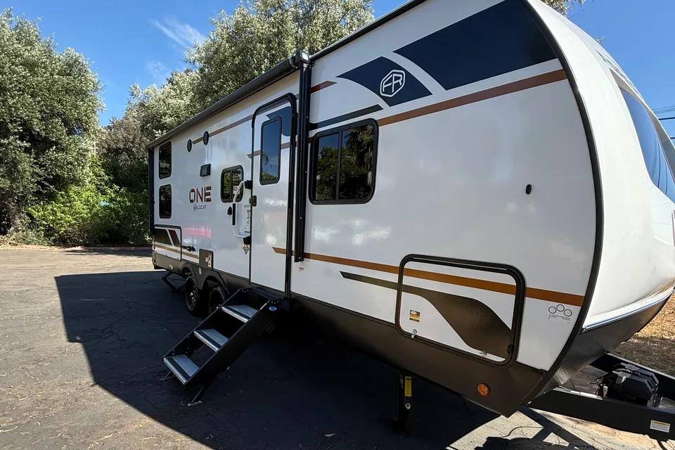 2026 Wildcat, Bunkhouse, Sleeps 8, $500 Deposit, Bed Linens included
