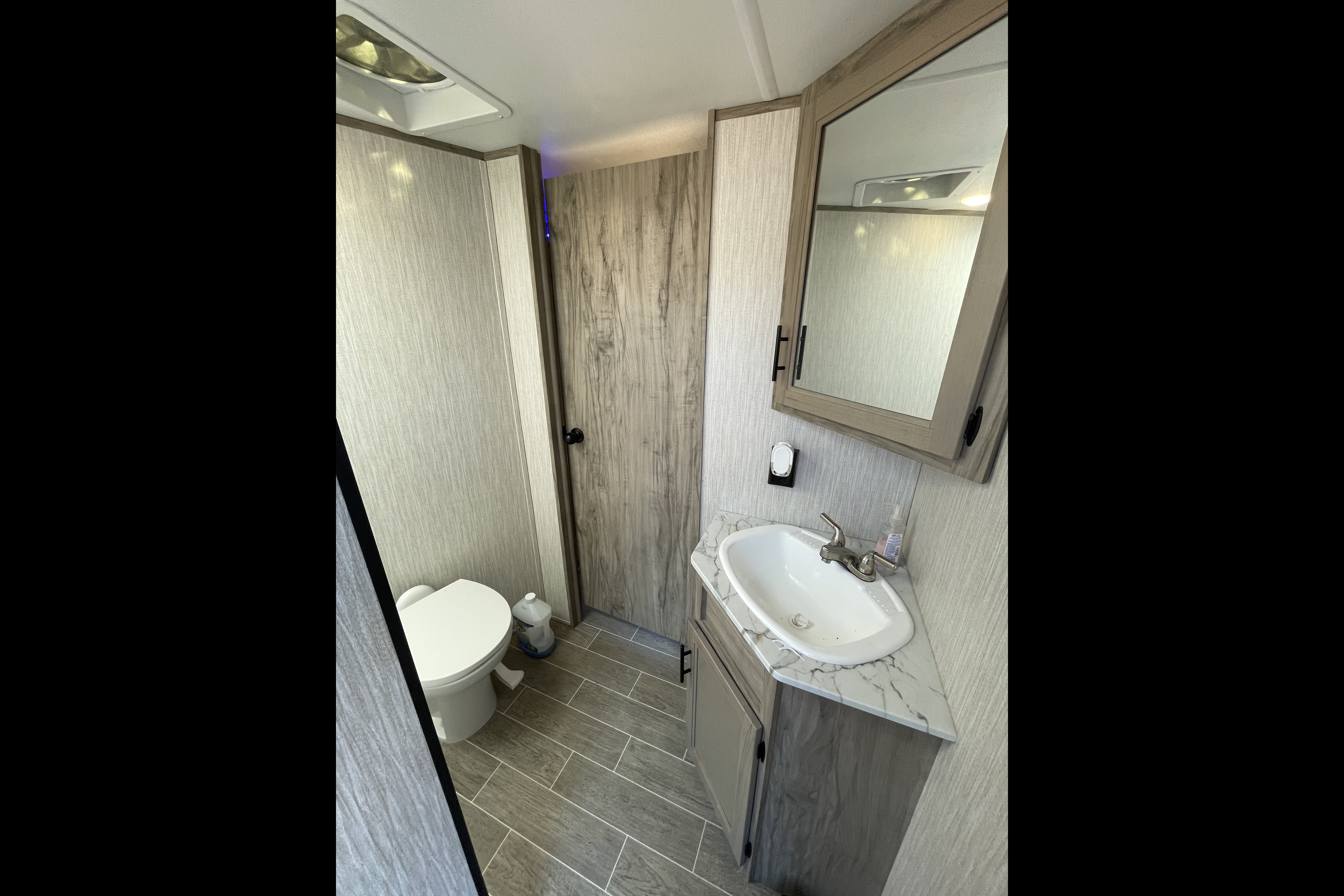 Delivery Forest River Alpha Wolf 29QB-L Travel Trailer