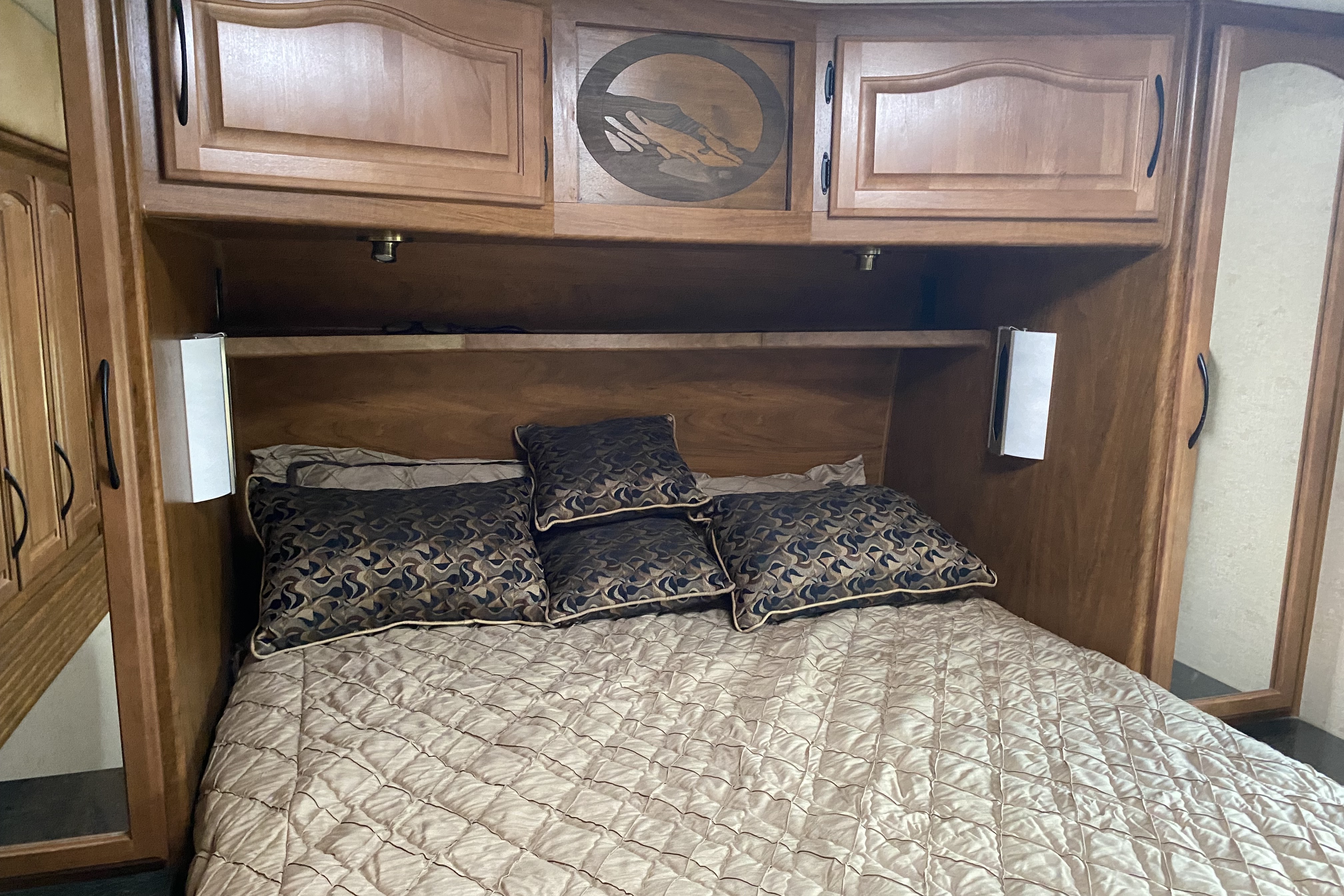 Ken’s Outdoors RV Manufacturing 280RKS Travel Trailer