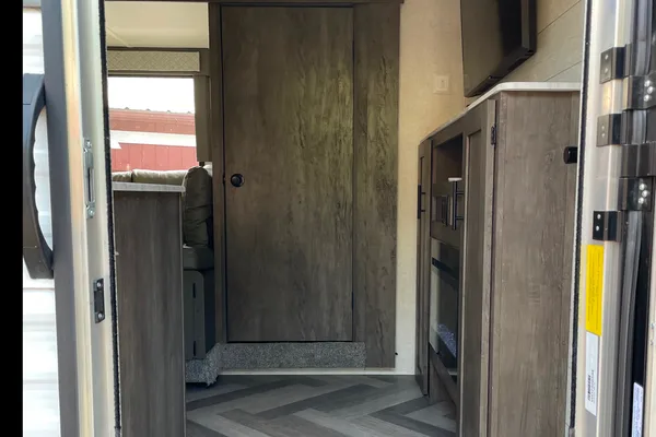 Forest River Wildwood 240bhxl Travel Trailer