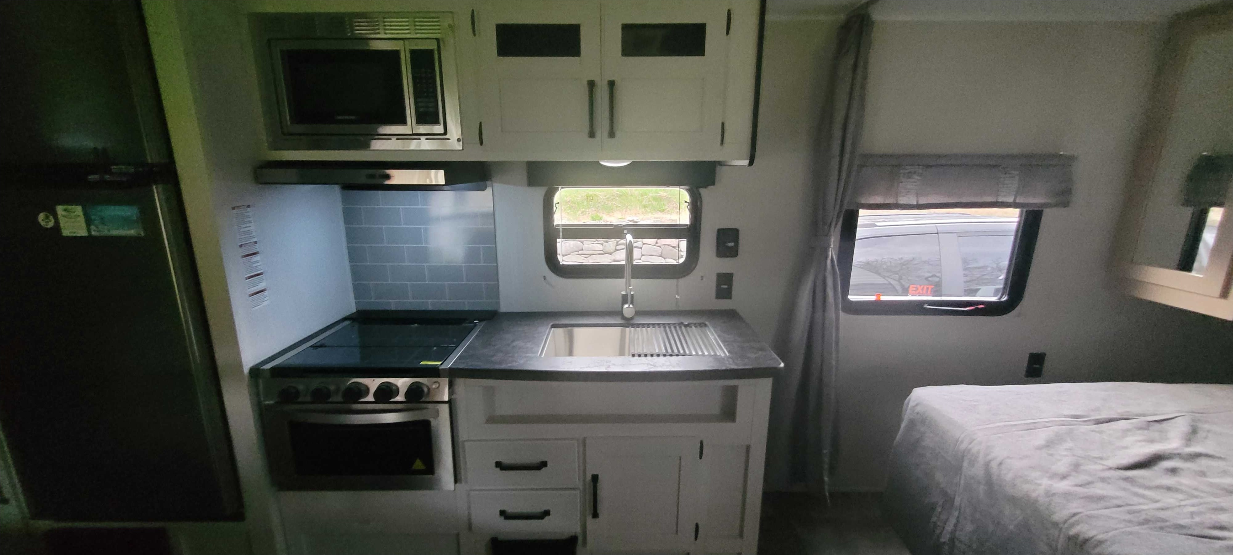 Amanda's Palomino Puma Travel Trailer