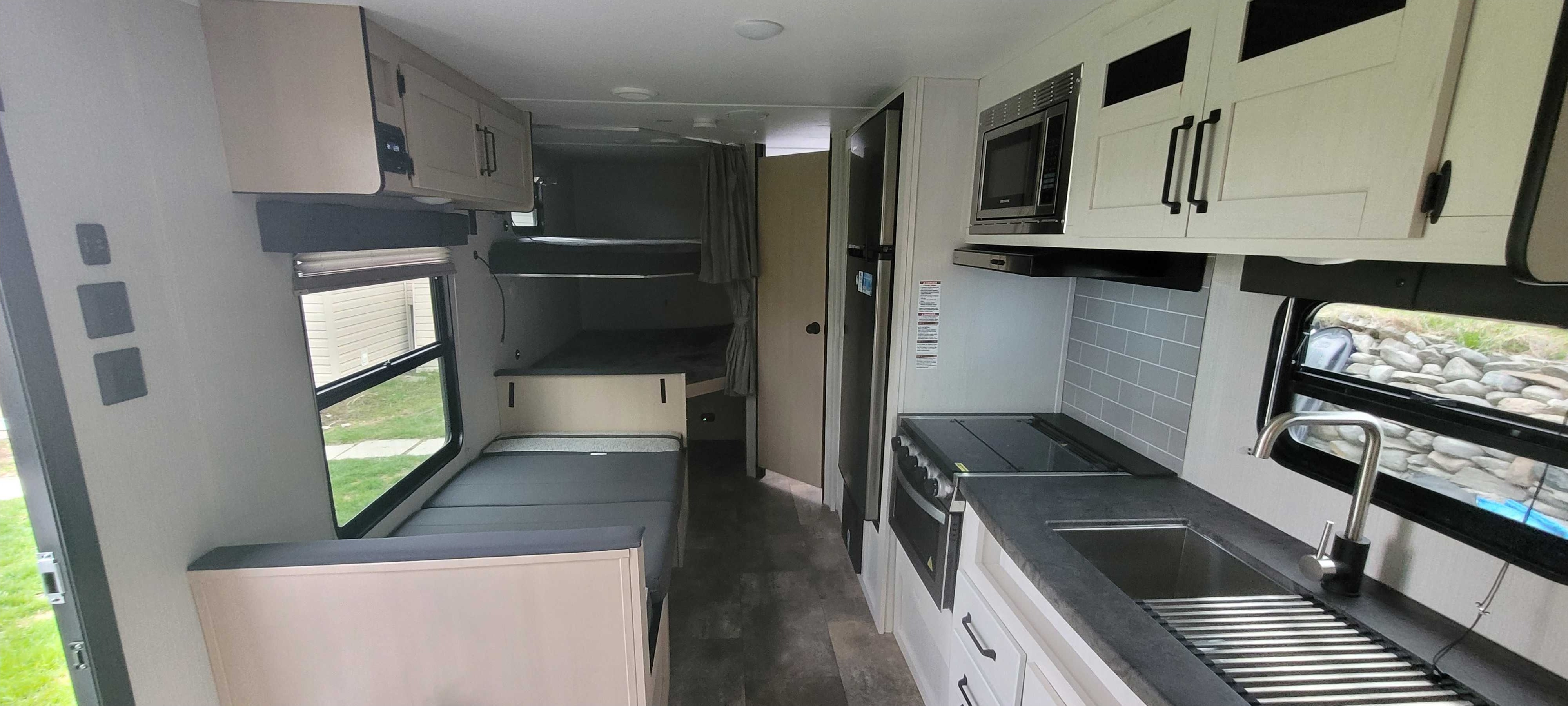 Amanda's Palomino Puma Travel Trailer