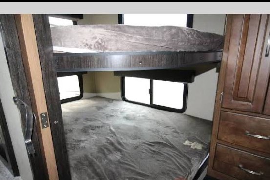 Milan & Jen’s Grand Design Reflection 28BH Fifth Wheel