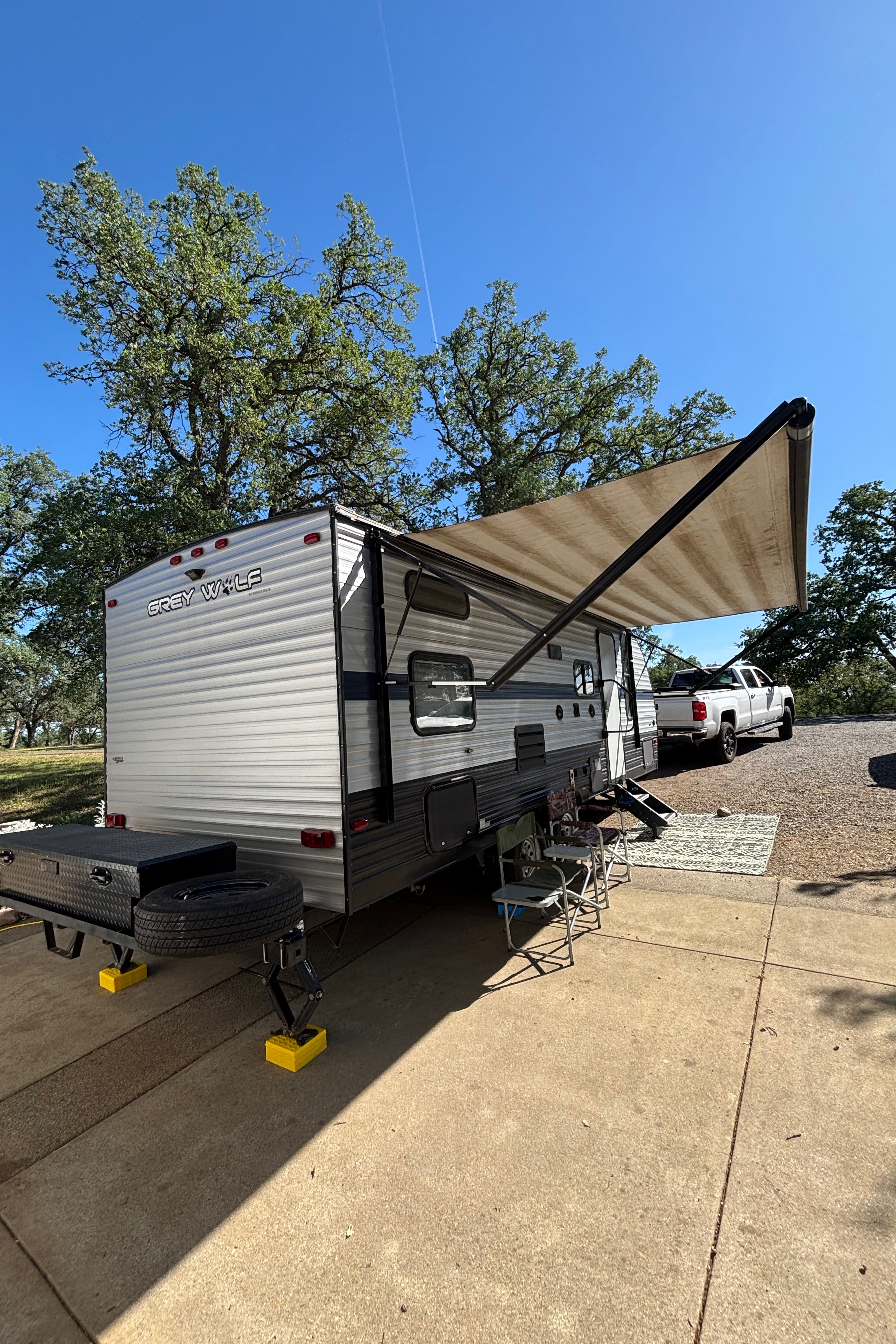 25 ft Fully Loaded Super Lightweight Boondock-Off Grid Ready Trailer