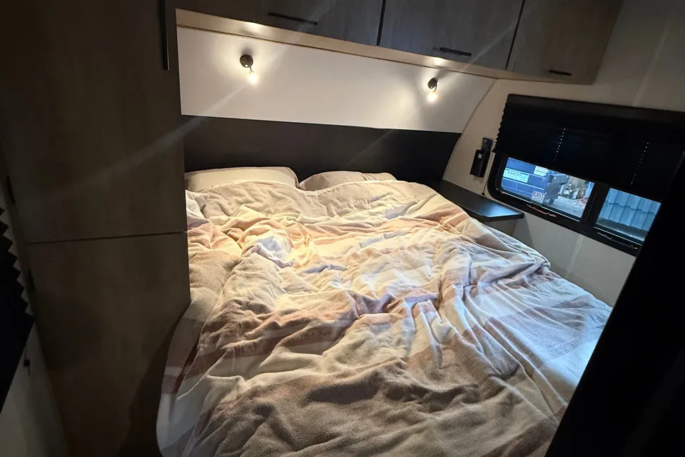 2026 Black Label, Bunkhouse, Sleeps 8-10, $500 Deposit, Bed Linens included