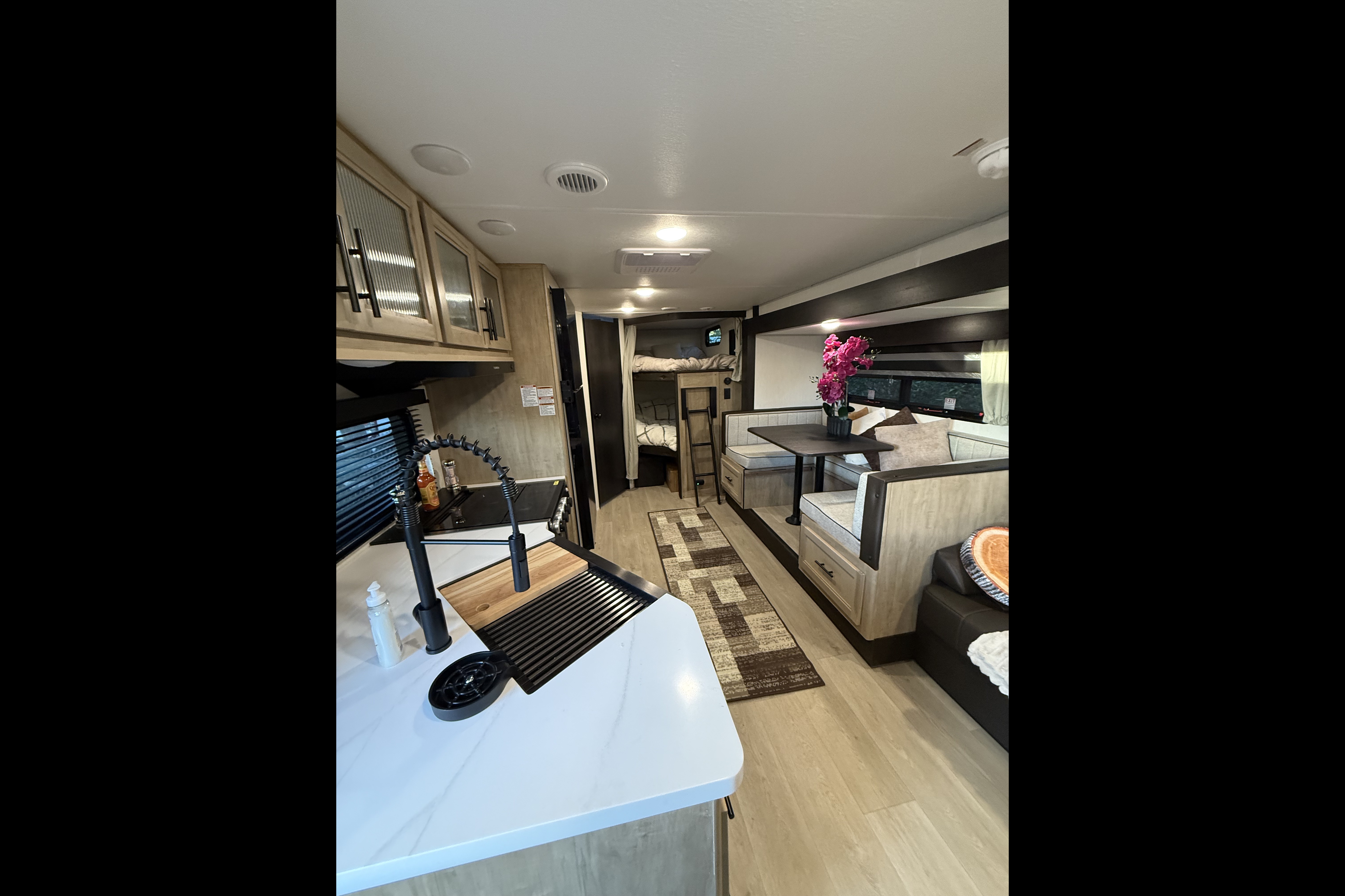 2026 Black Label, Bunkhouse, Sleeps 8-10, $500 Deposit, Bed Linens included