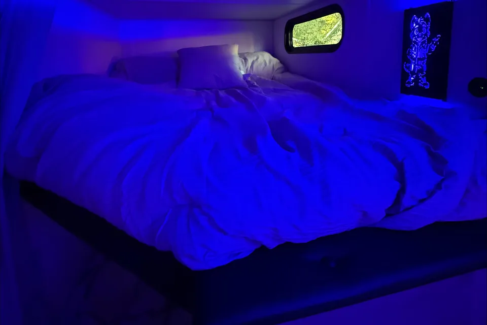 2026 Black Label, Bunkhouse, Sleeps 8-10, $500 Deposit, Bed Linens included