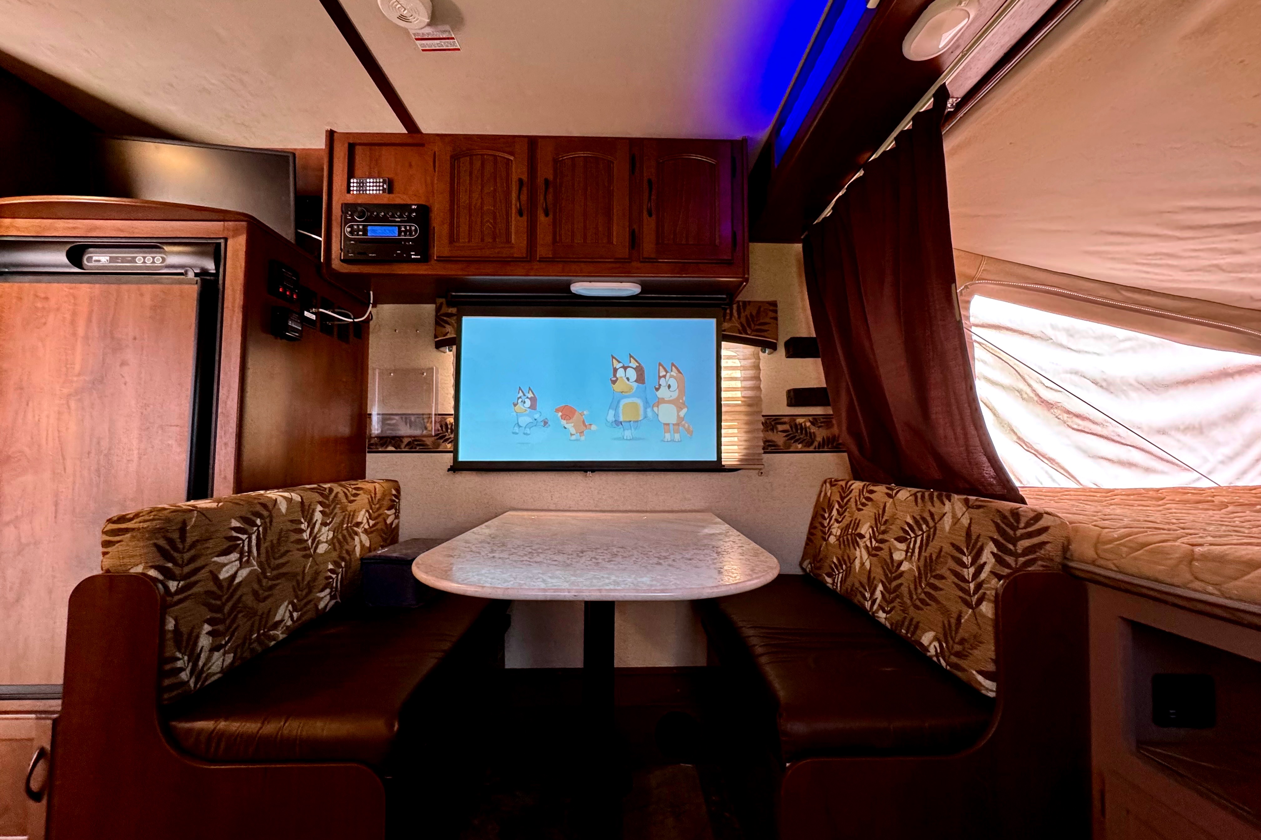 Kids and Pets Friendly SUV towable Jayco X17Z with Theater projector 📽️ Solar Powered Off Grid Ready