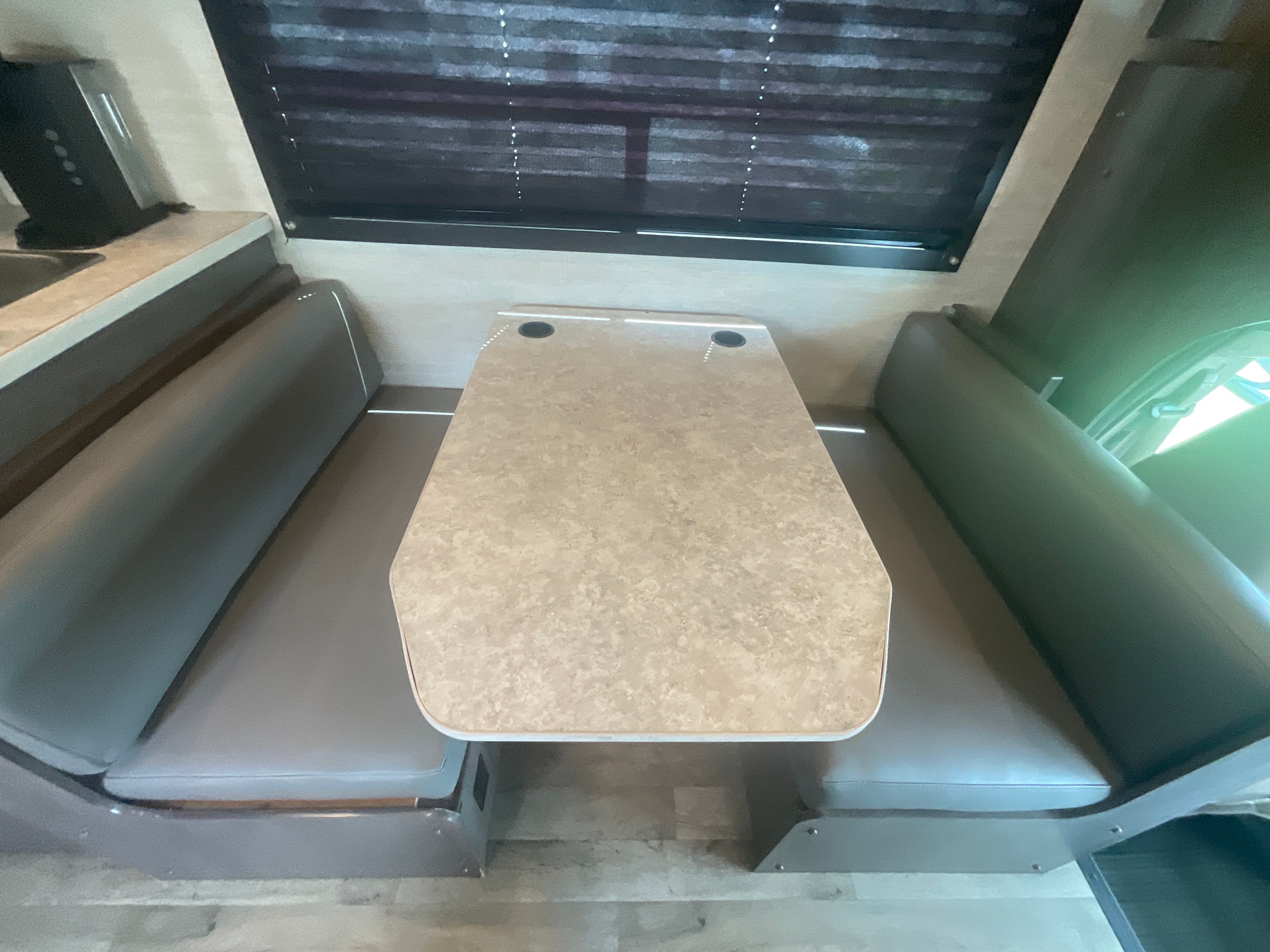 ERIC's 2022 Jayco Redhawk 27N SE Class C