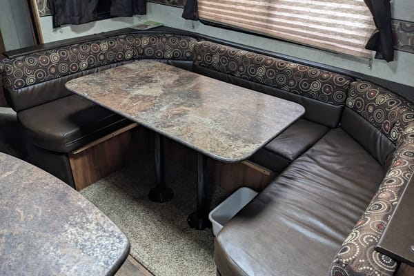 Tracy's cozi Connect Travel Trailer