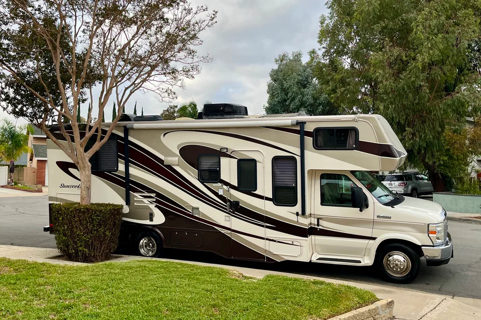 Forest River Sunseeker FBP Class C