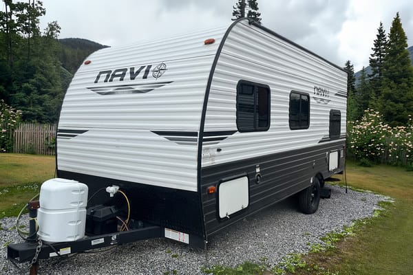 NEW LISTING ! | OSCAR | Forest River Navi 16BH | Vivre la Route !