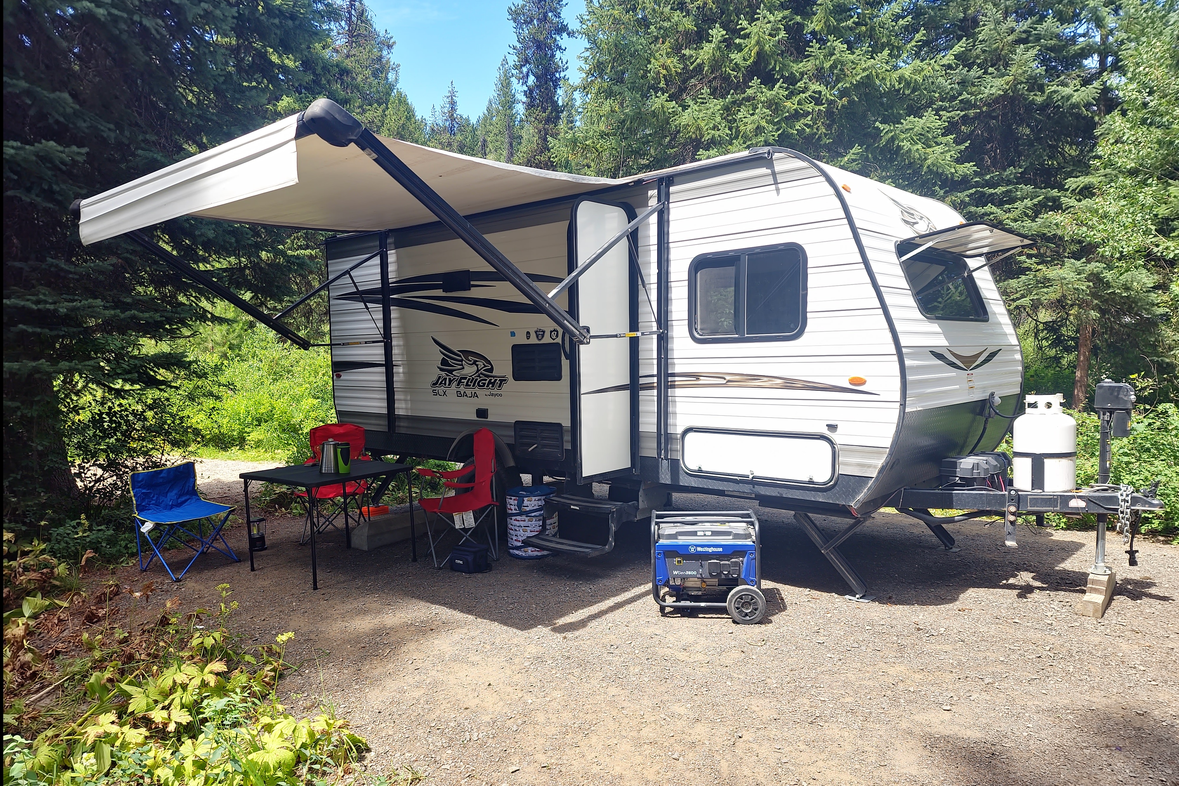 Furnished, stocked, and ready for an adventure! Jayco Jayflight 174BH Baja