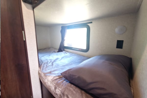 Furnished, stocked, and ready for an adventure! Jayco Jayflight 174BH Baja