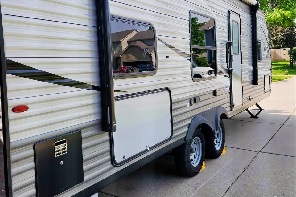 Happy Camper's Jayco Jayflight SLX  Travel Trailer