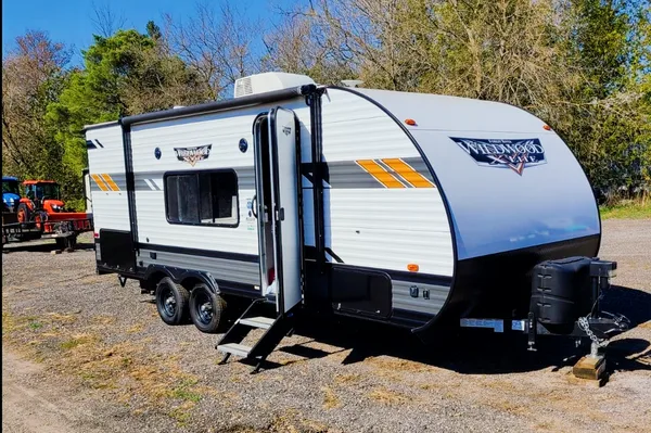 Kayla's Forest River Wildwood X-Lite Travel Trailer