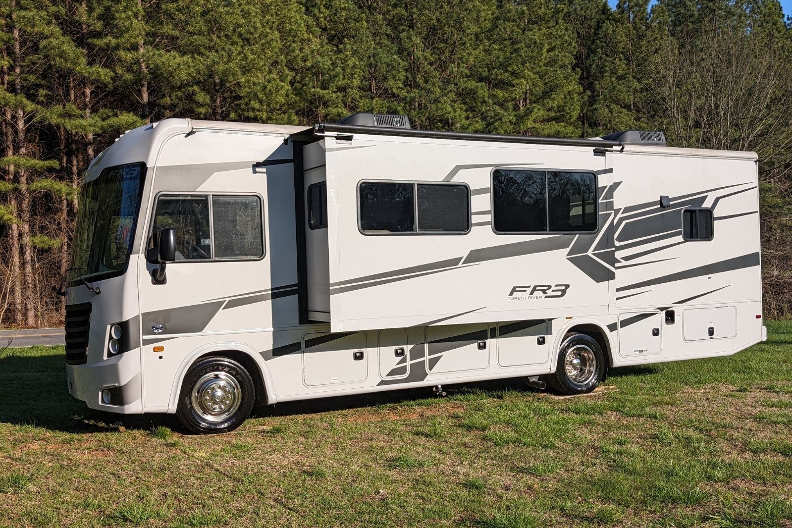 Tammy's Forest River FR3 Class A