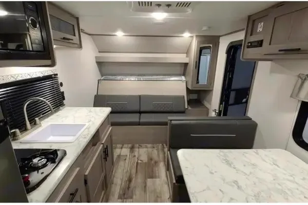 Viktoriya 's Coleman lantern LT22ft Travel Trailer