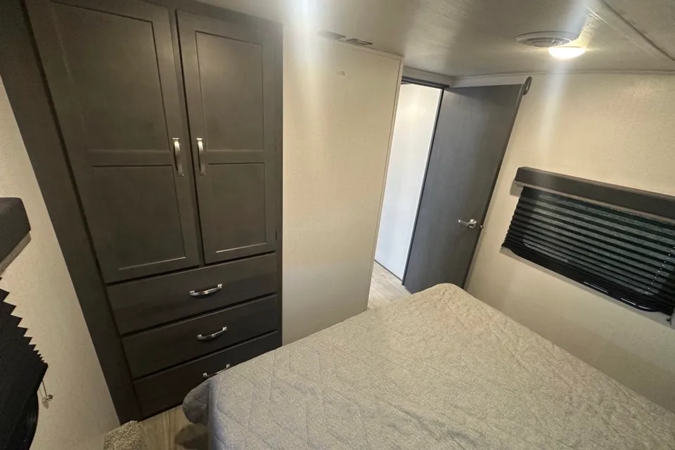 Edgar's Forest River Cougar Fifth Wheel