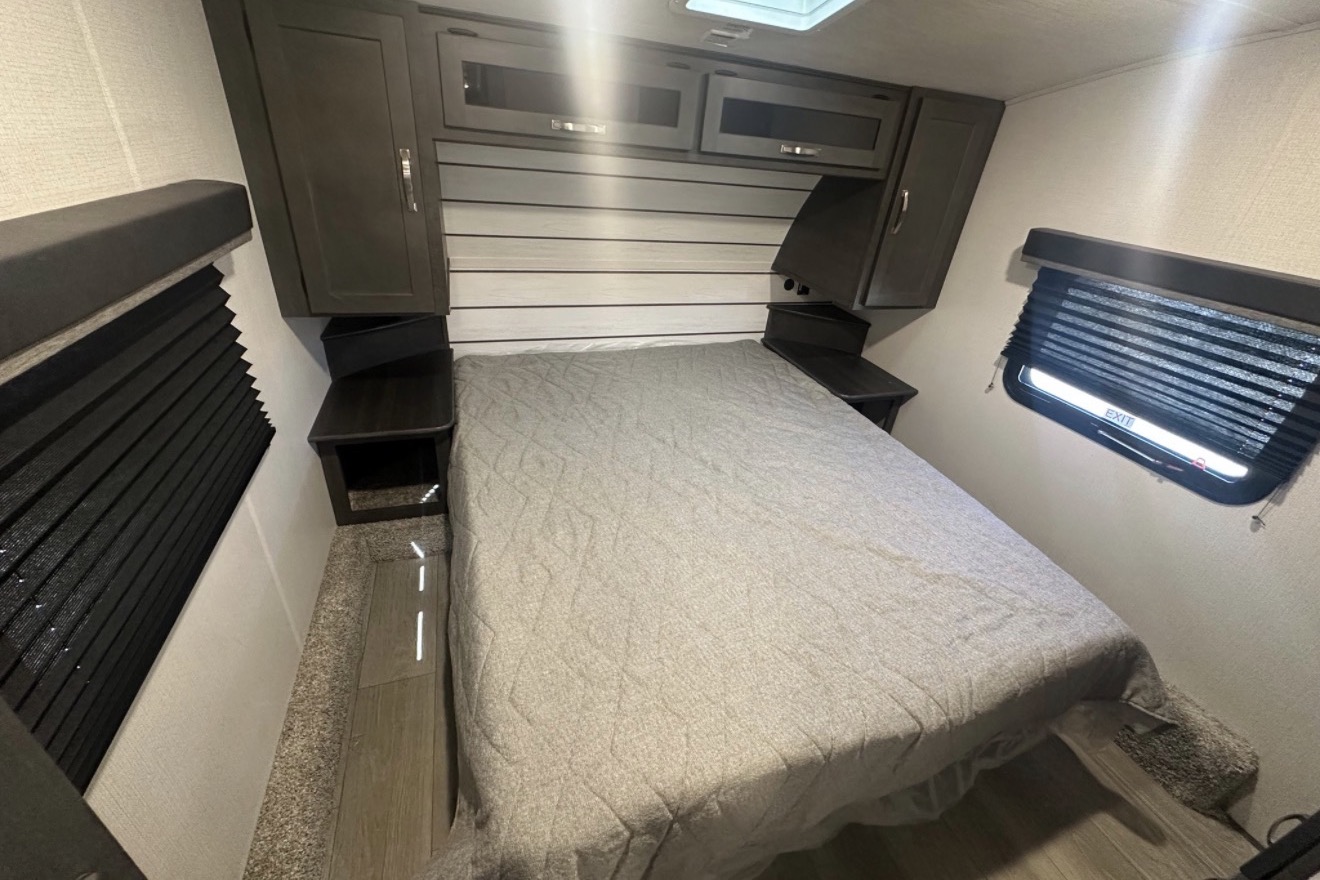 Edgar's Forest River Cougar Fifth Wheel