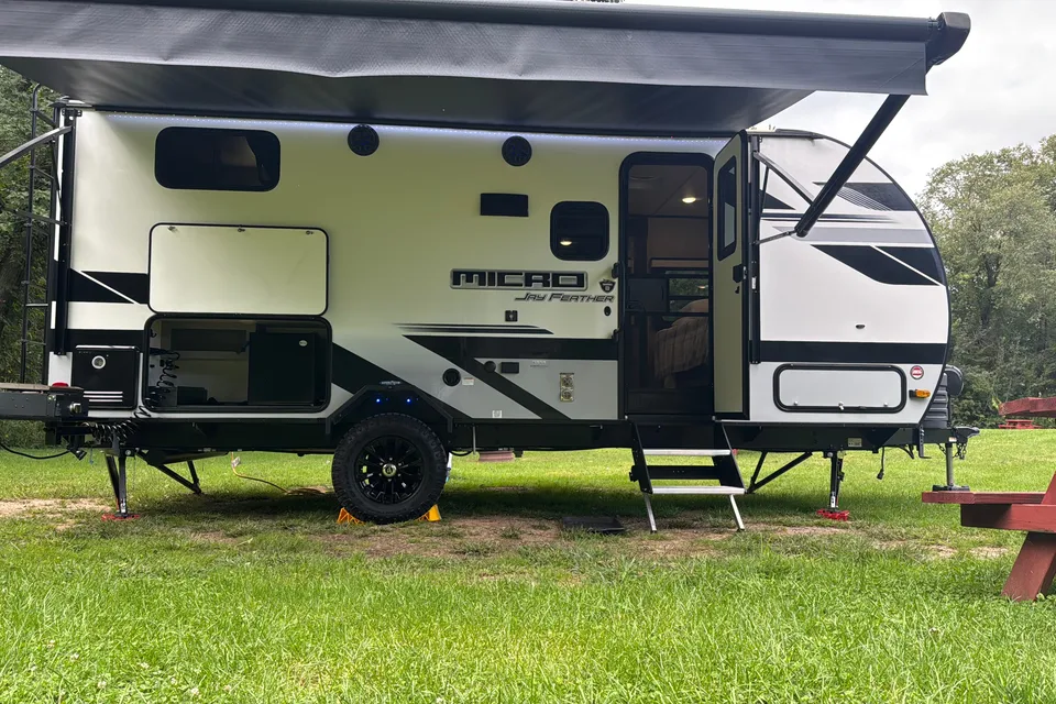 Andrew's Jayco Jay Feather Micro 199MBS Travel Trailer
