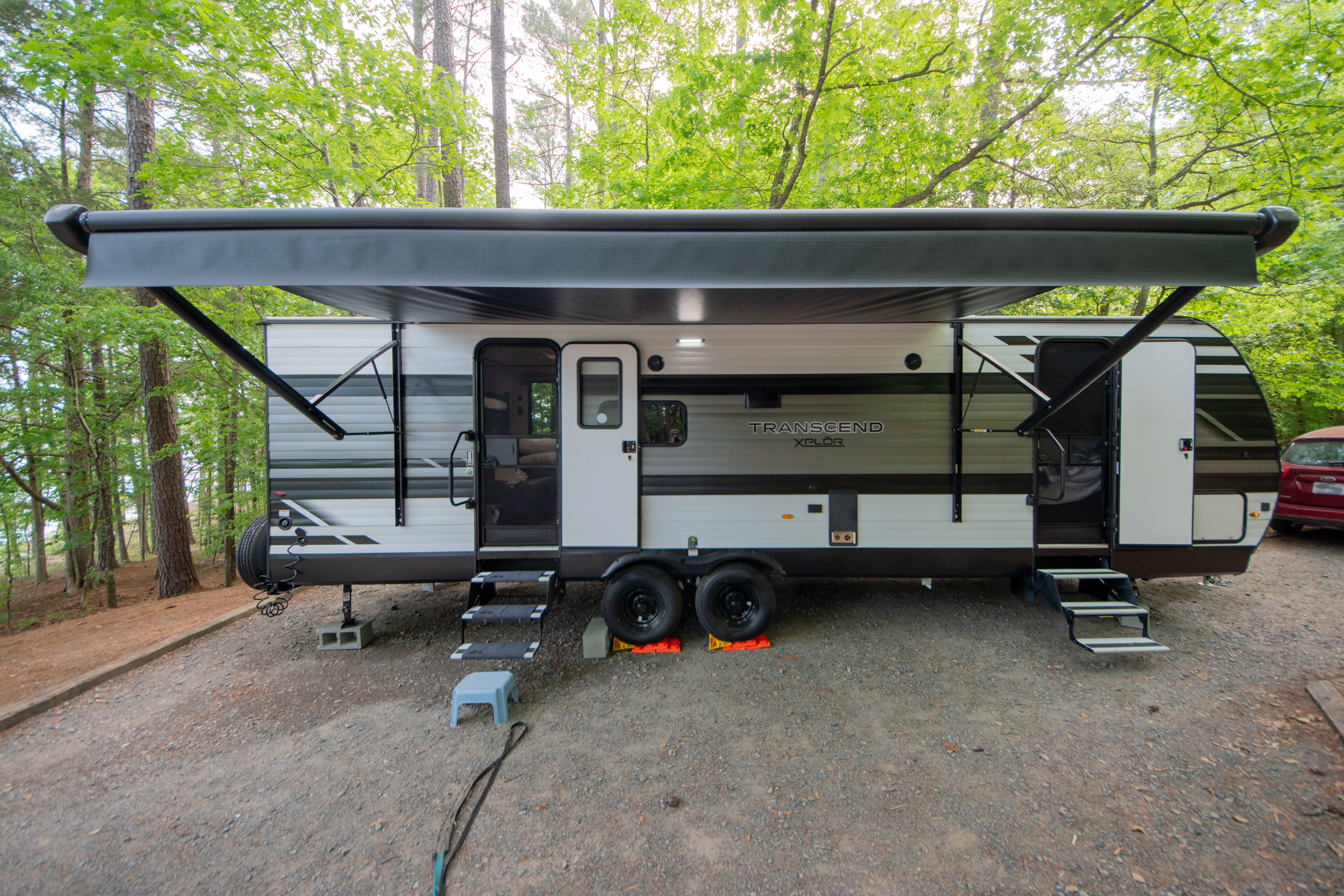 Newer Fully Stocked Camper great for Families or Couples