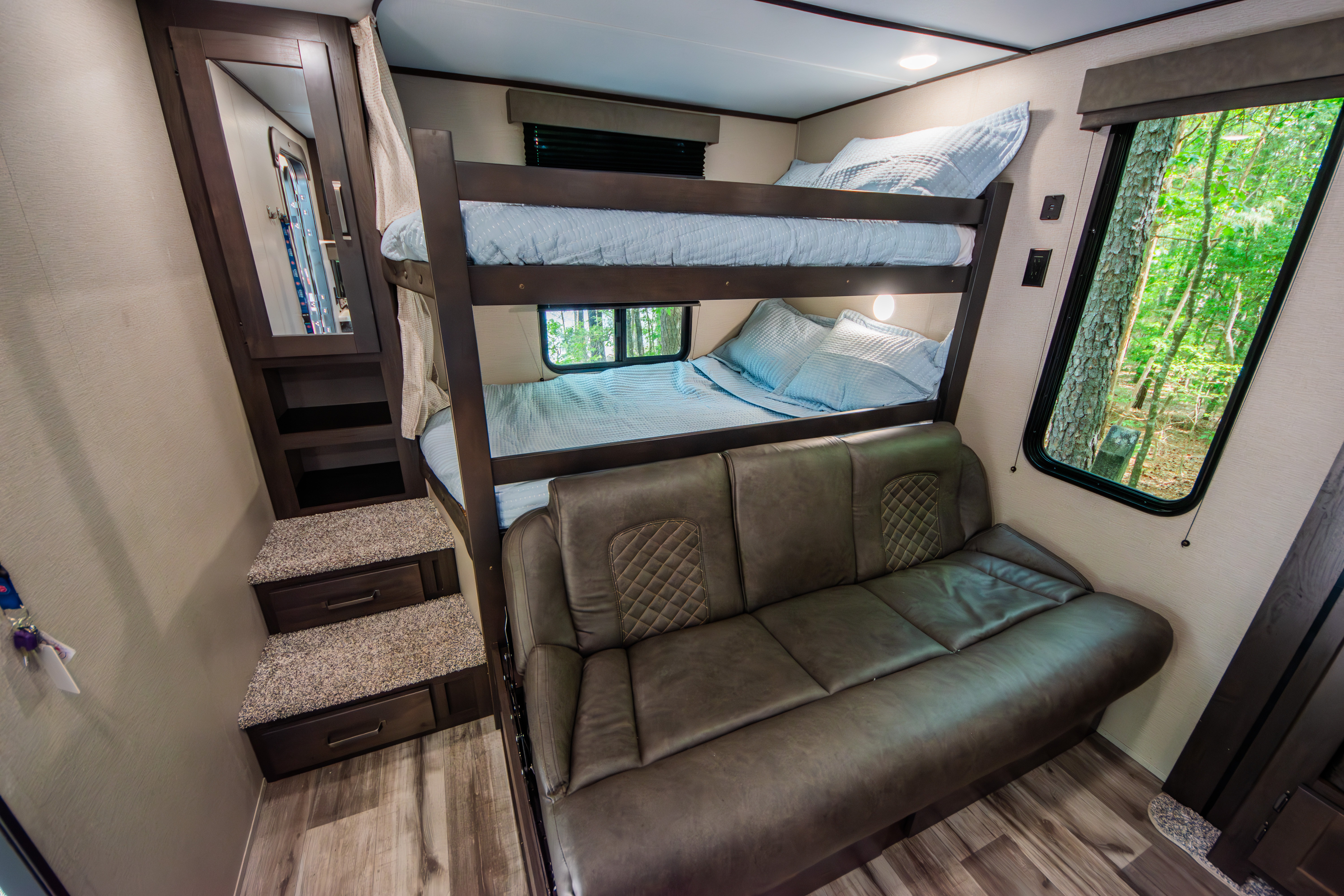 Newer Fully Stocked Camper great for Families or Couples