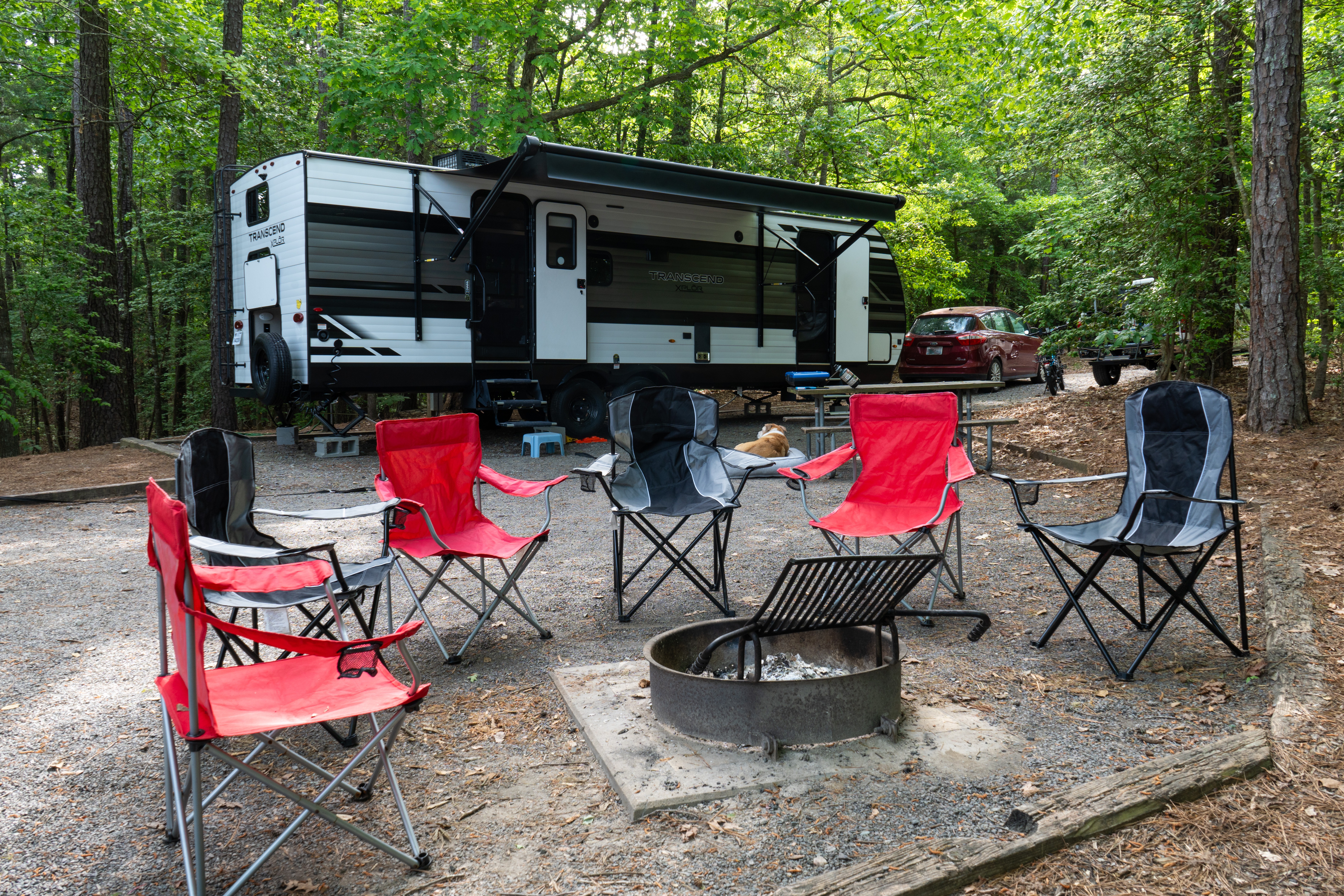 Newer Fully Stocked Camper great for Families or Couples