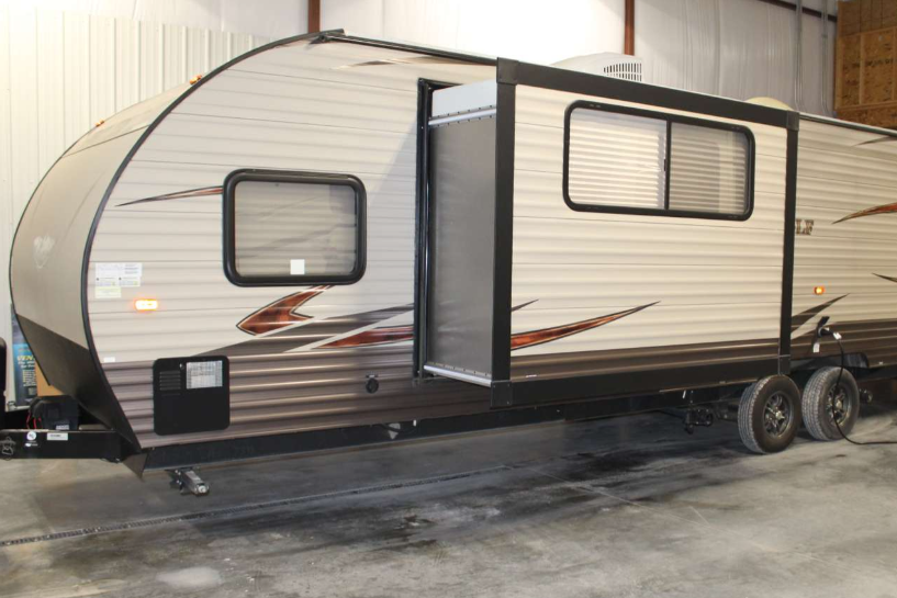 Sonny's Forest River Grey Wolf 27RR Toy Hauler