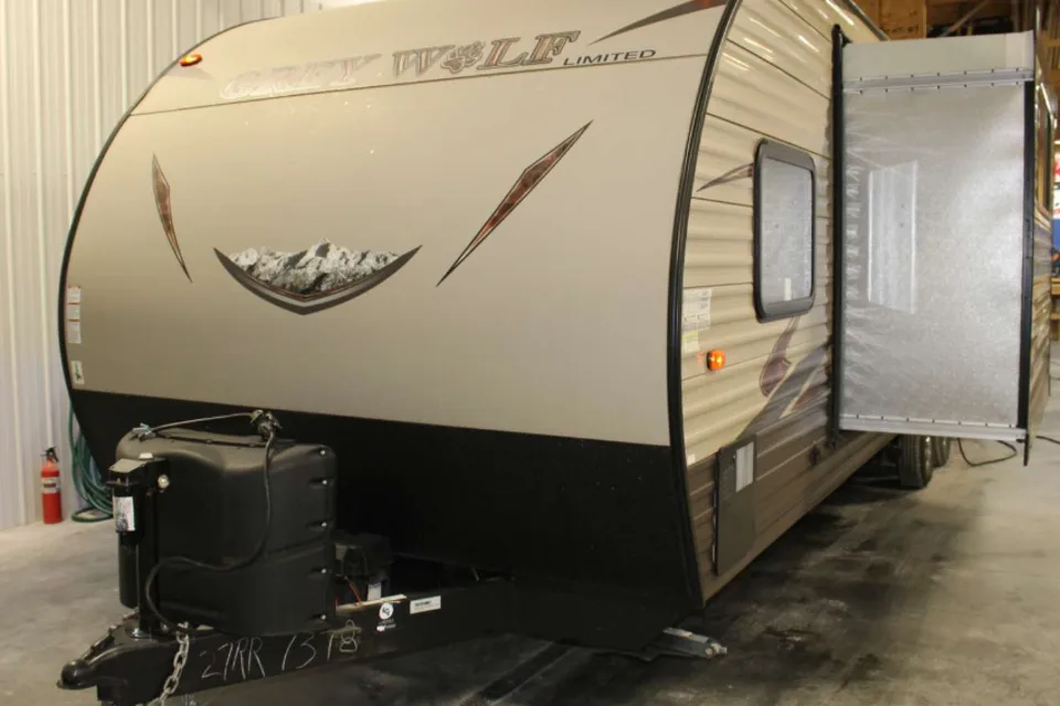 Sonny's Forest River Grey Wolf 27RR Toy Hauler