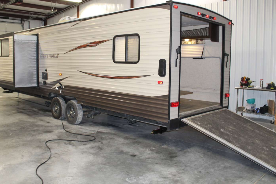 Sonny's Forest River Grey Wolf 27RR Toy Hauler