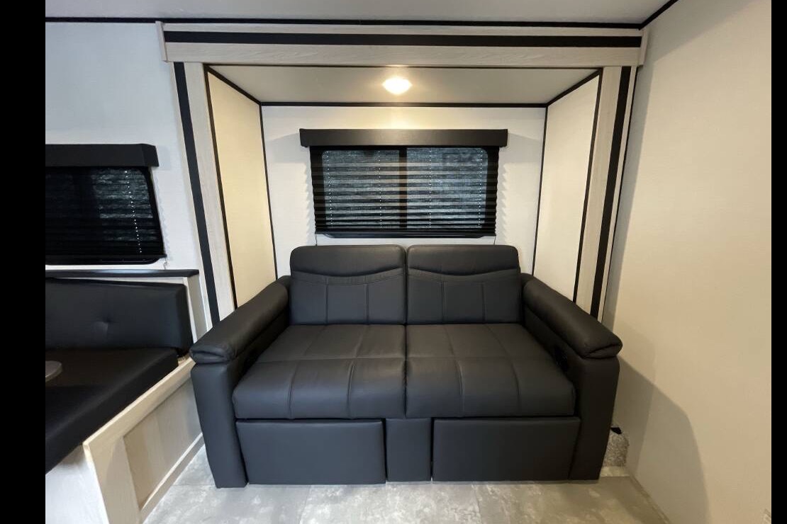 John's Coachmen Apex - Nano Travel Trailer