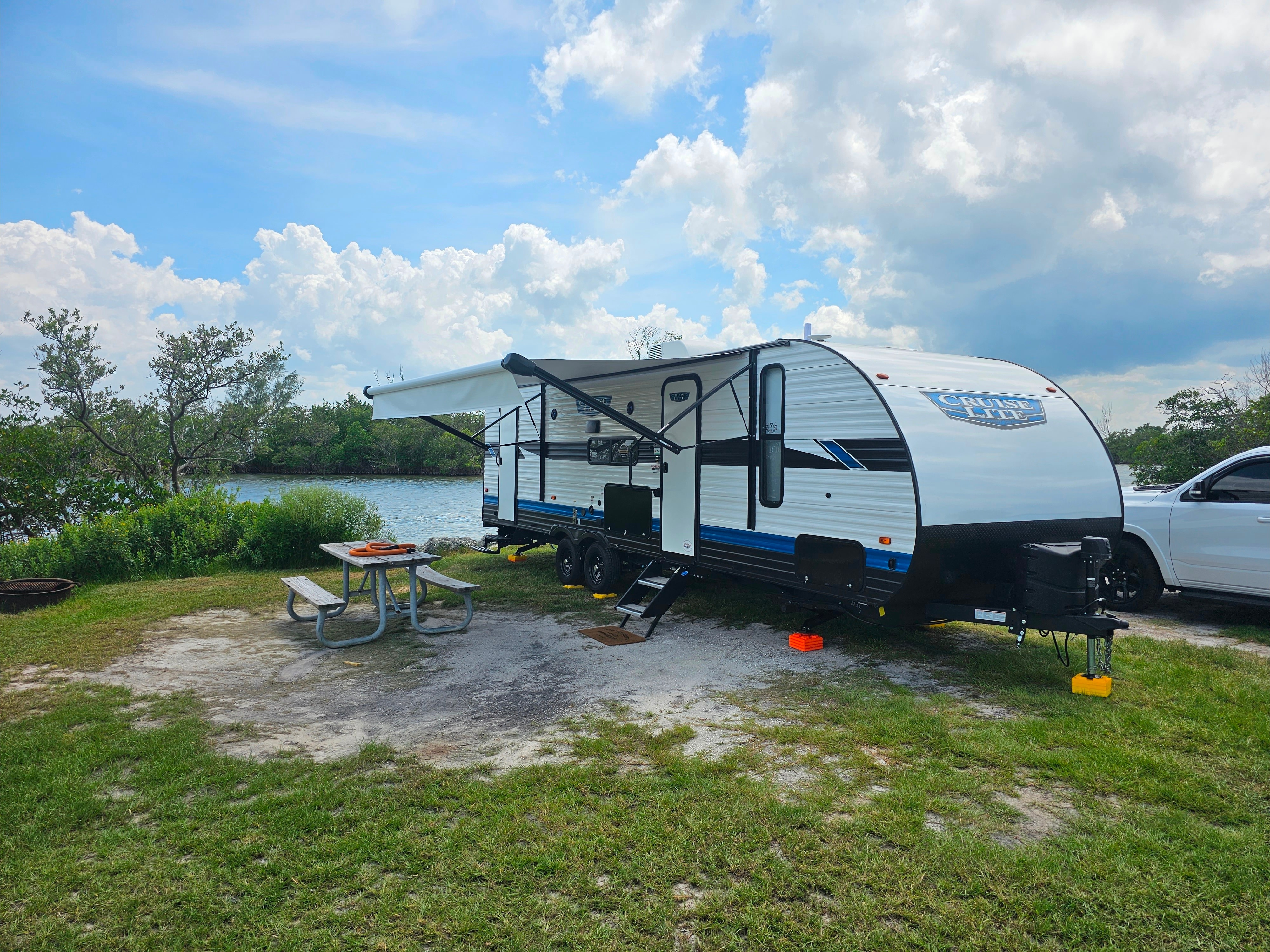 William's Forest River Salem Cruise Lite 263BHXL Travel Trailer
