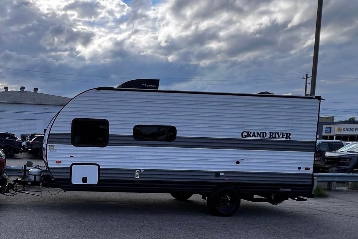 Grand River 22MB Travel Trailer