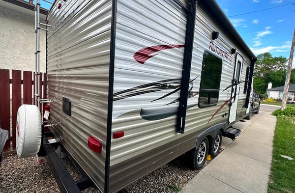 Sandra's Starcraft Autumn Ridge 235FB Travel Trailer
