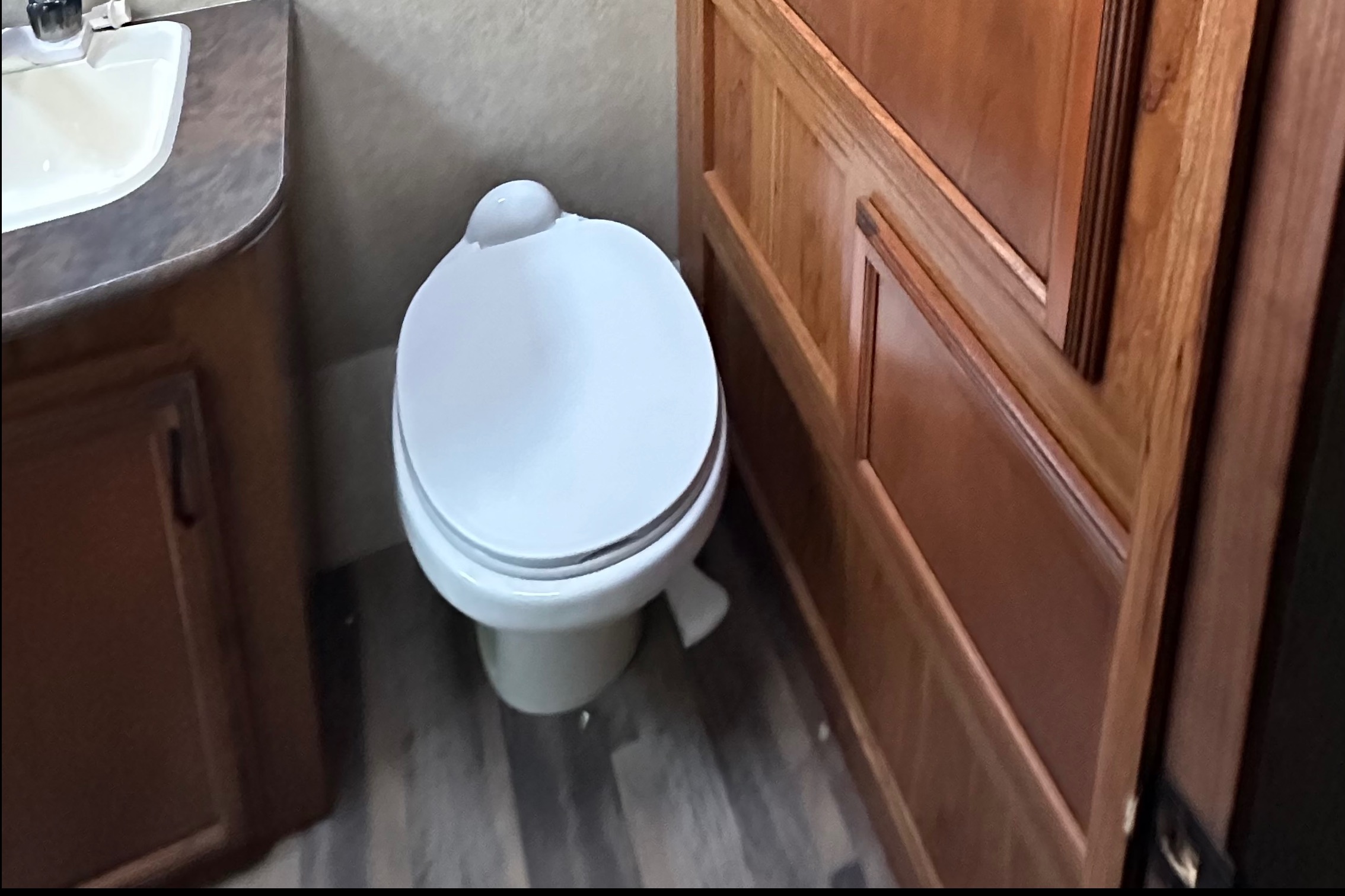 Sandra's Starcraft Autumn Ridge 235FB Travel Trailer