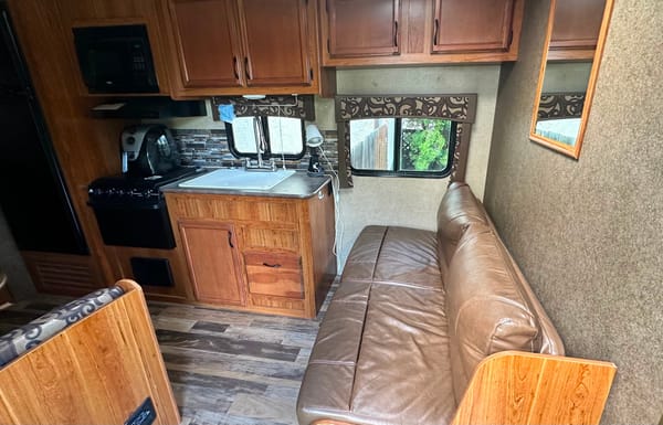 Sandra's Starcraft Autumn Ridge 235FB Travel Trailer