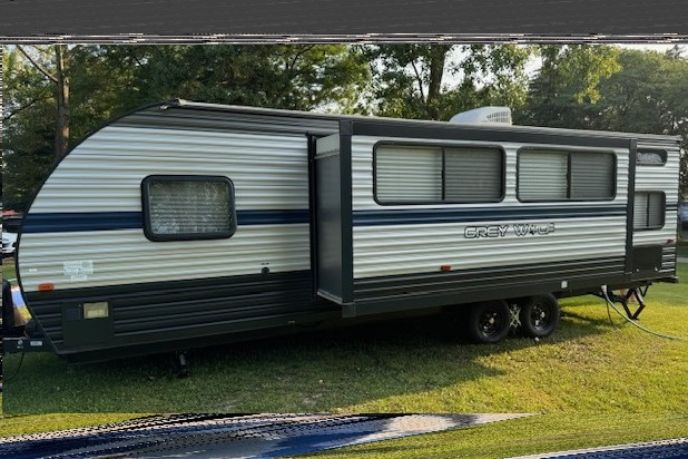 Great Camper with Bunks for Making Summer Memories!