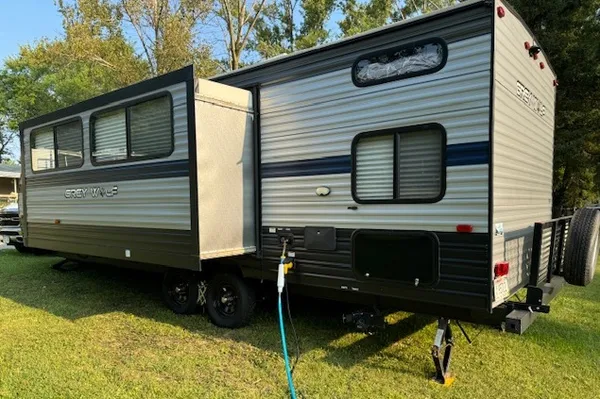 Great Camper with Bunks for Making Summer Memories!