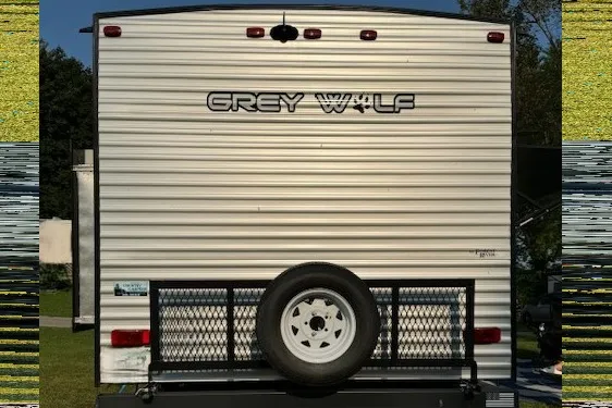 Great Camper with Bunks for Making Summer Memories!