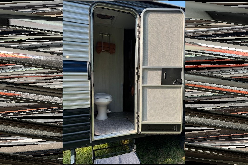 Great Camper with Bunks for Making Summer Memories!