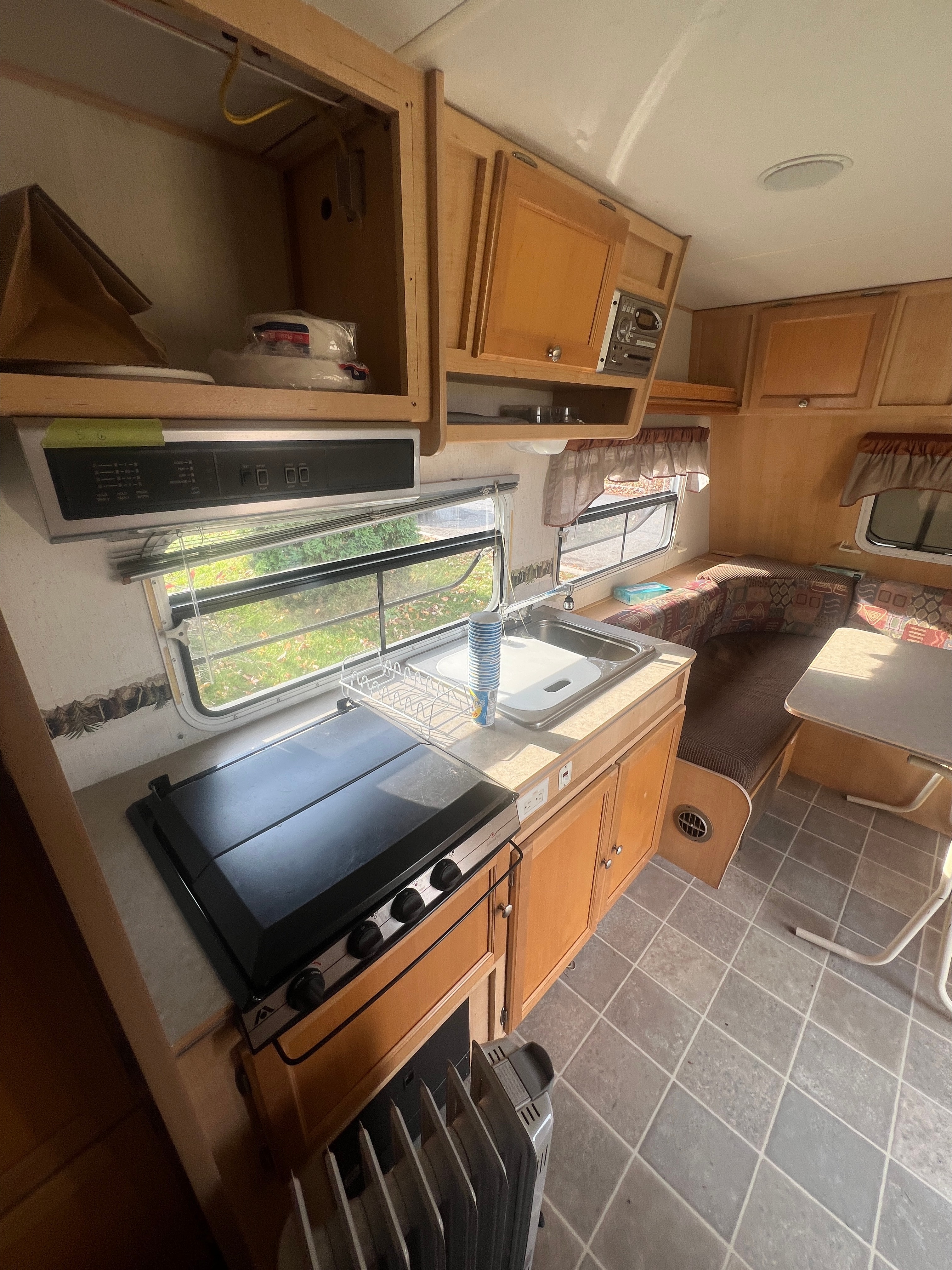 Evgeni's TRAIL-LITE Trail Cruiser Travel Trailer