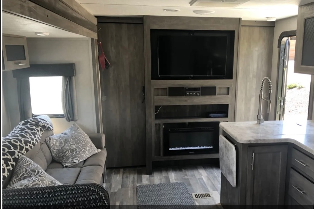 Turnkey Forest River Vibe Travel Trailer