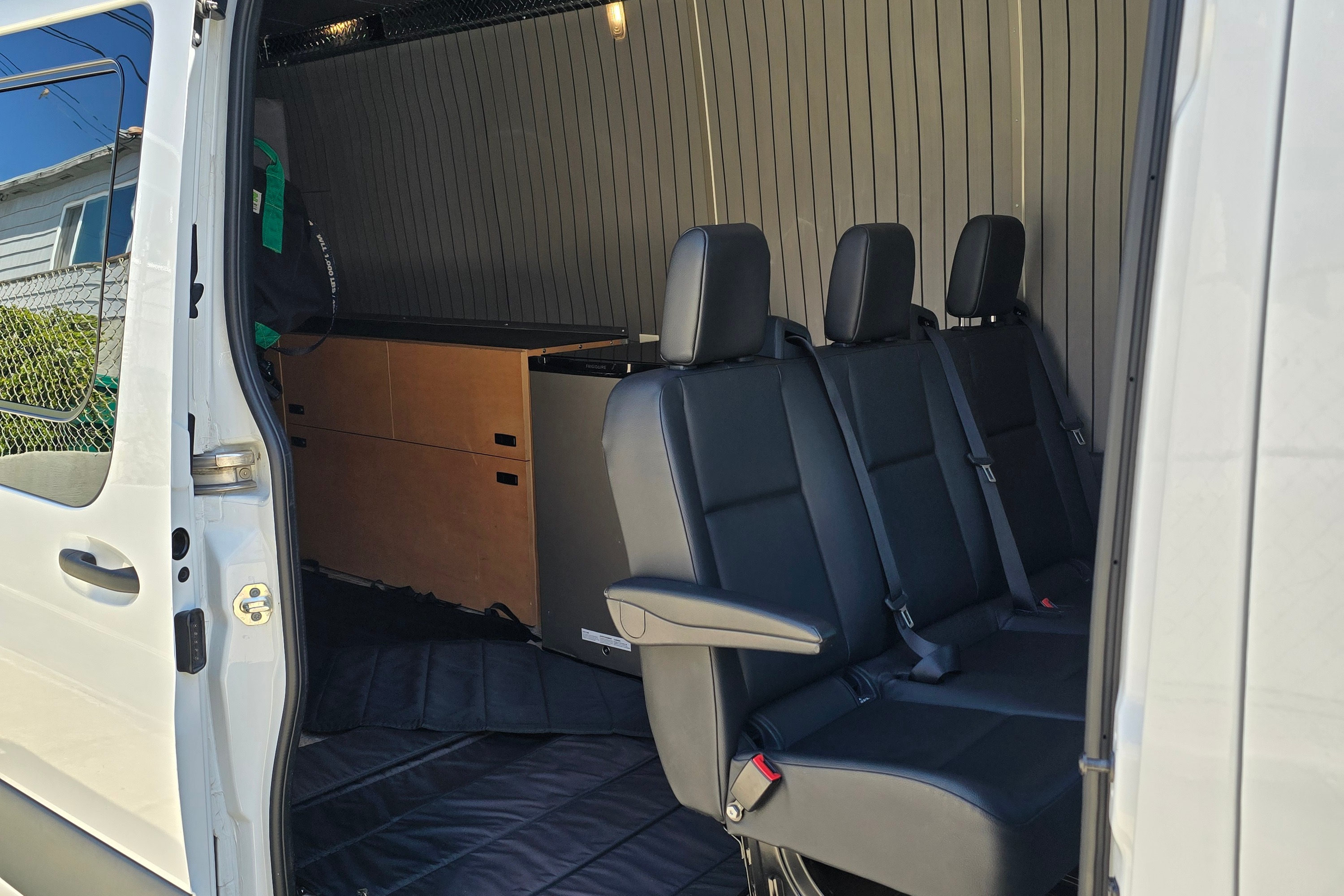 Leon's Mercedes-Benz Sprinter Class B
