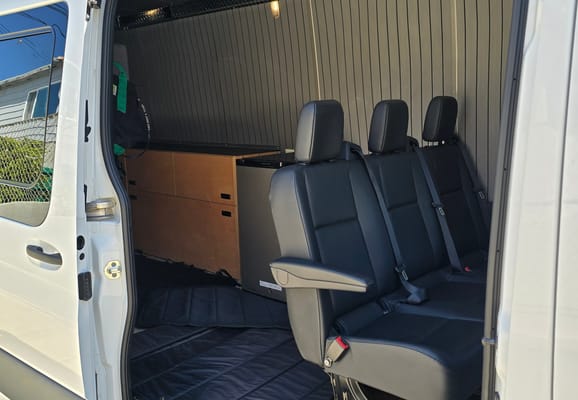 Leon's Mercedes-Benz Sprinter Class B