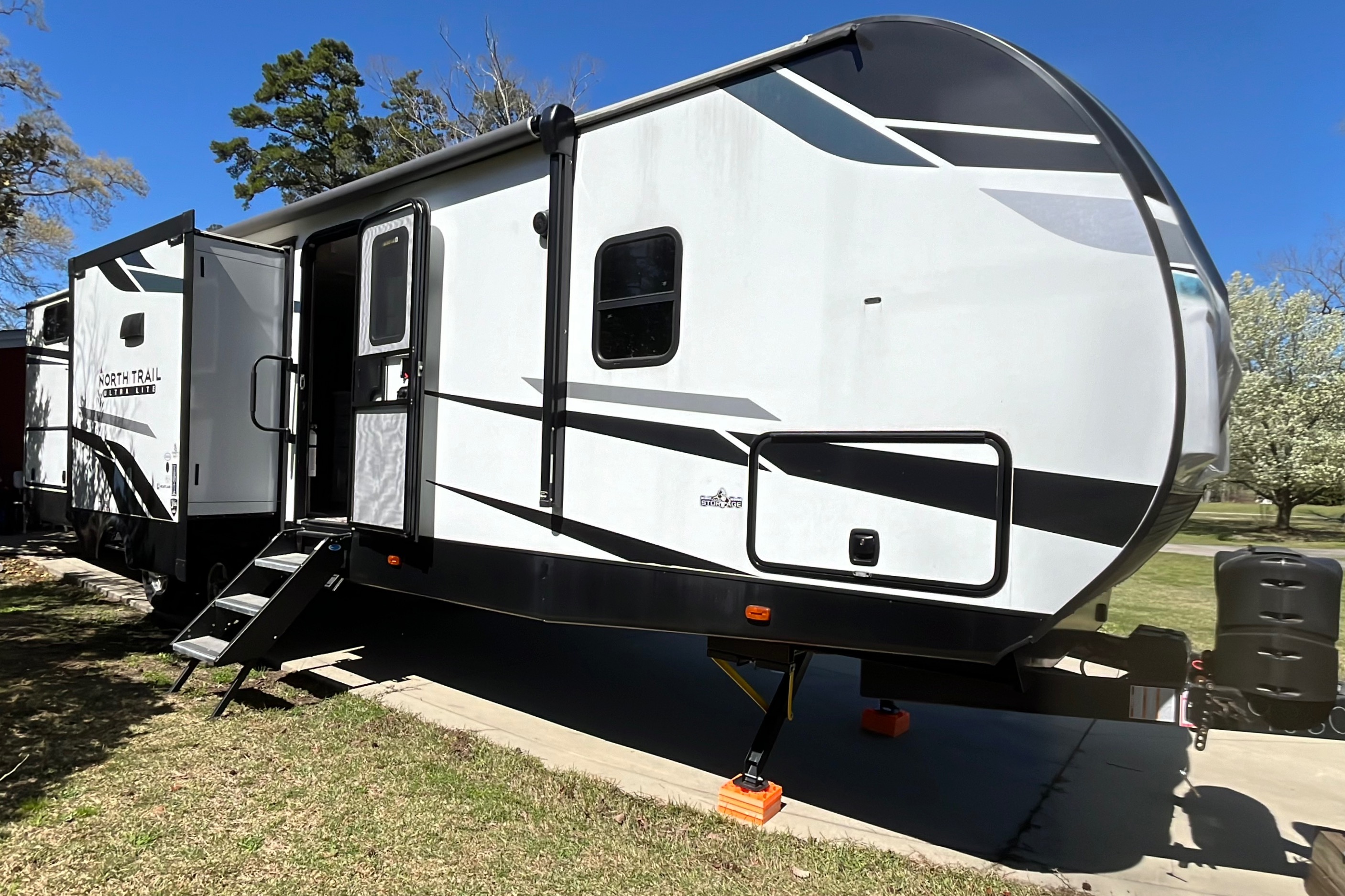 RubyNJohns other residence (RAJOR ) Heartland Heartland Northtrail Travel Trailer