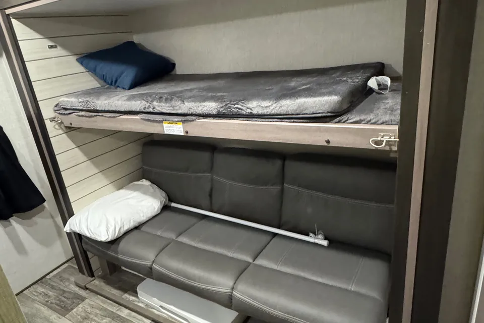 Sunset trail 331Bh Travel Trailer