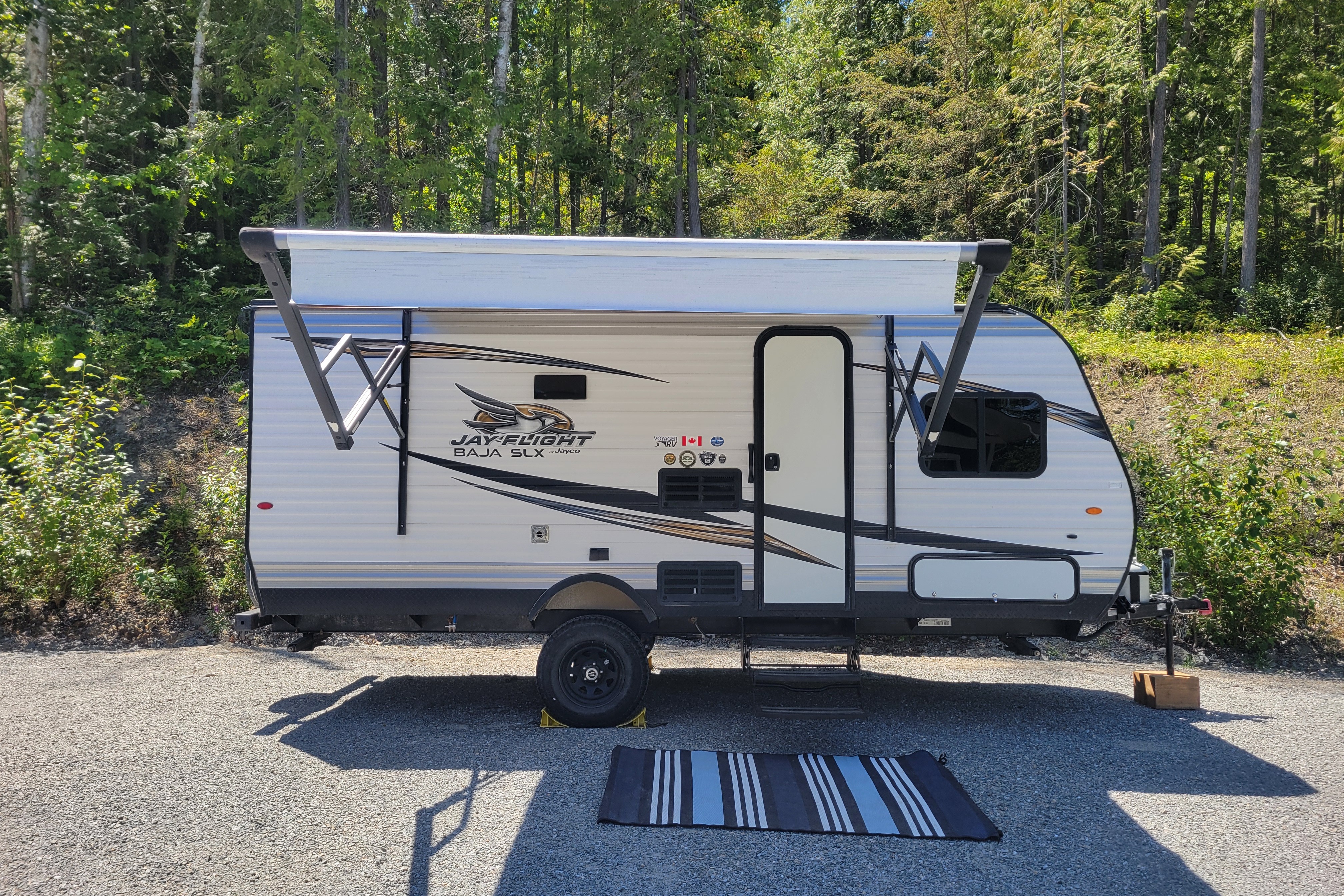 Eric & Kaitlyn's Jay Flight Baja Travel Trailer