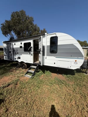 2026 Salem, Bunkhouse, Sleeps 8, $500 Deposit, Bed Linens included