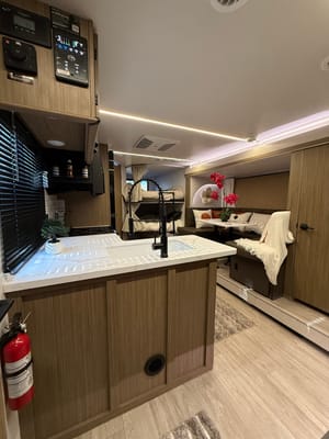 2026 Salem, Bunkhouse, Sleeps 8, $500 Deposit, Bed Linens included